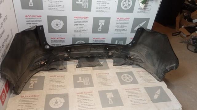 Задній бампер TK6950221EBB Mazda