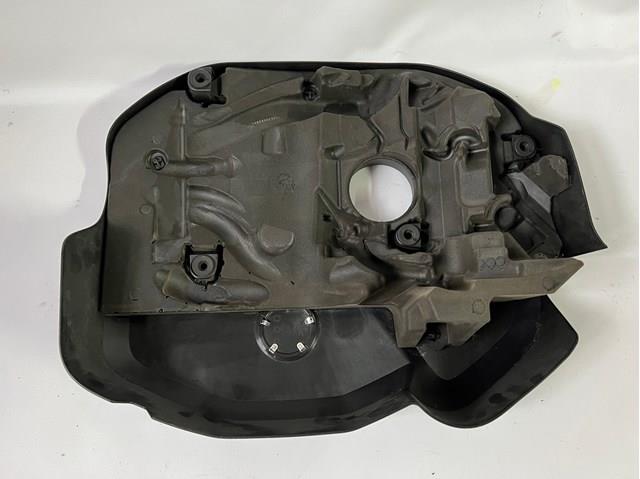 Кришка двигуна декоративна 8602967 BMW