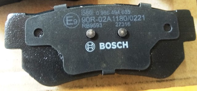 Колодки гальмові задні, дискові 0986494835 Bosch