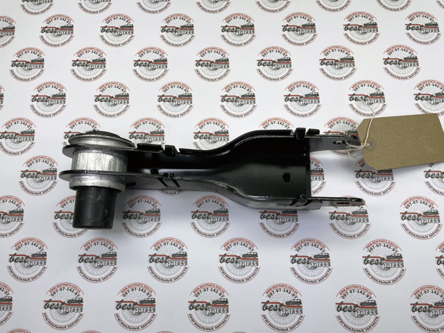 Купити LR095330 Land Rover 