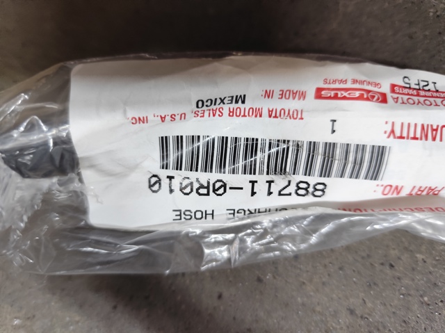 887110R010 Toyota 
