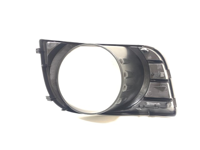 814820C020 Toyota Заглушка протитуманок, ліва