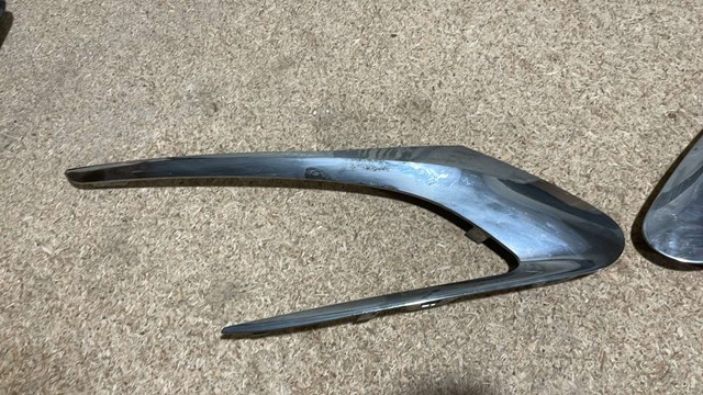 Купити 1610758980 Peugeot/Citroen Решітка переднього бампера, ліва