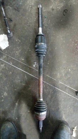 Піввісь передня, права Chrysler 5273438AG ціна, від 101.70 USD
