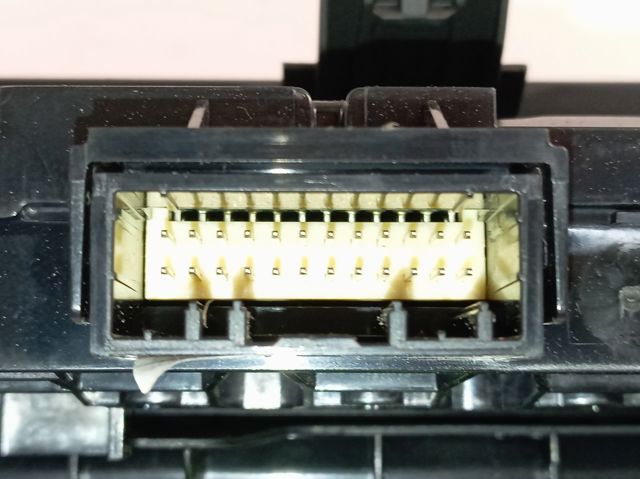 Купити 283E81404R Renault (RVI) 