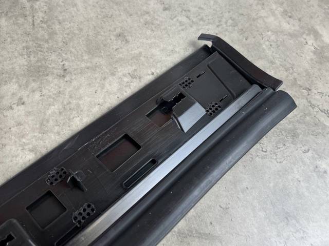 Porsche 9Y0837096 ціна, від 60.80 USD