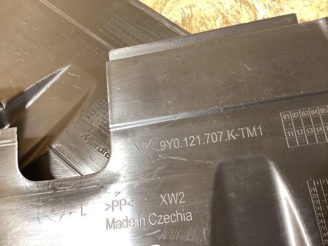 Купити 9Y0121707K Porsche 