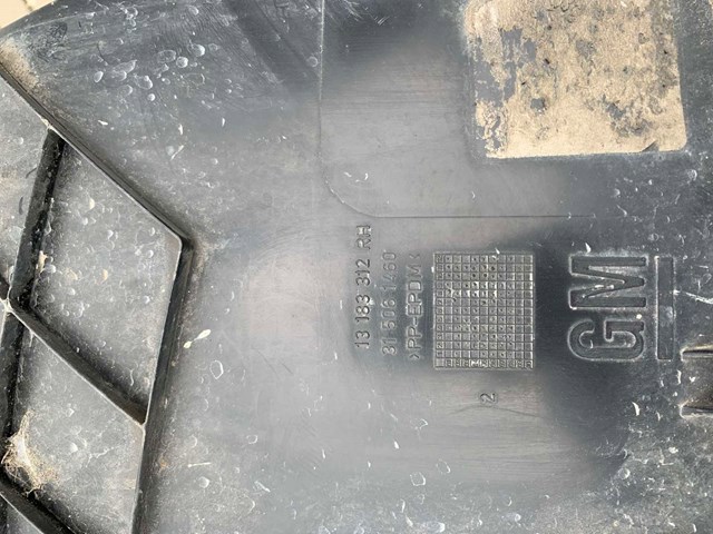Подкрильнікі переднього крила, правий General Motors 13183312 ціна, від 13.10 USD