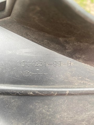 104423199B Tesla Motors Ковпаки на колеса