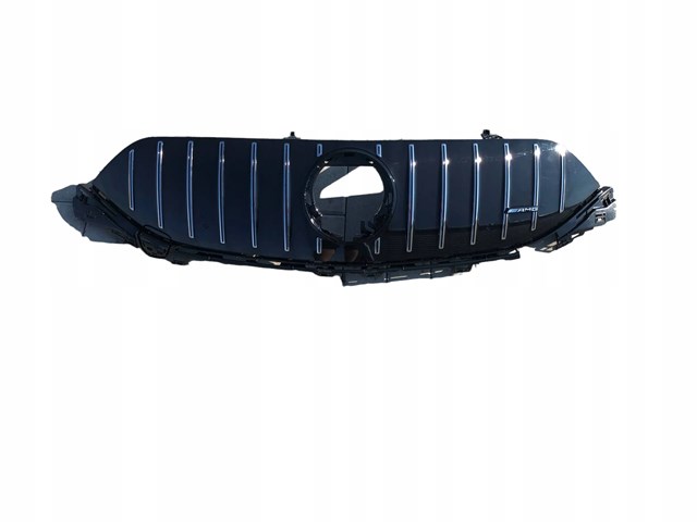 A2978886700 Mercedes Кронштейн решітки радіатора