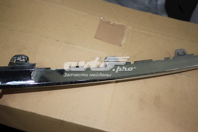 PBM99101MAR Signeda Молдинг бампера переднього, праве