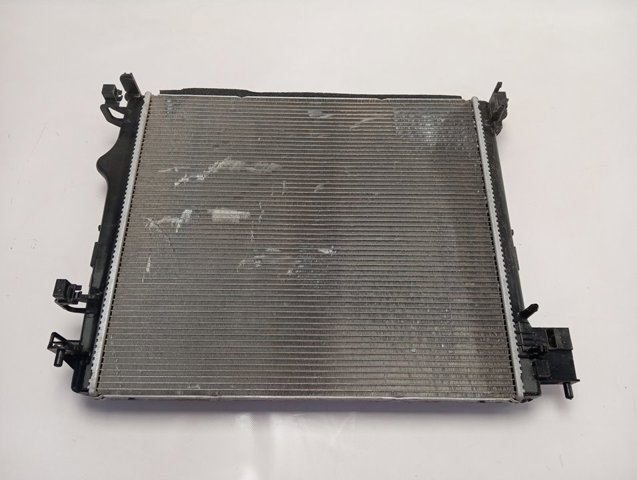 Купити 214106UB0B Nissan/Infiniti Радіатор двигуна