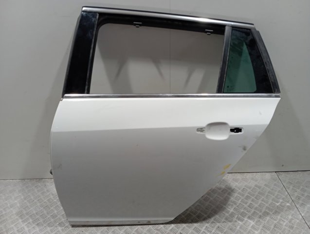 Двері задні, ліві 22805992 General Motors