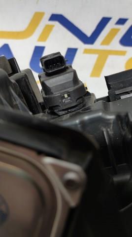 Фари Renault (RVI) 260604608R ціна, від 761.78 USD