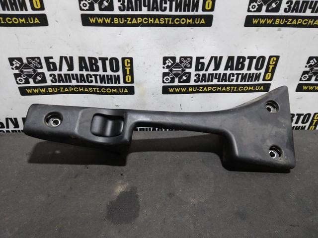 Ручка двері бічної/зсувної внутрішня права Mercedes A9067600461