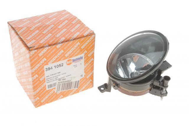 Туманка права Autotechteile 3941052 ціна, від 27.80 USD