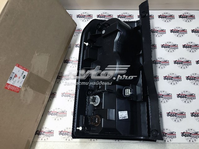 Задній правий стоп Land Rover LR036163