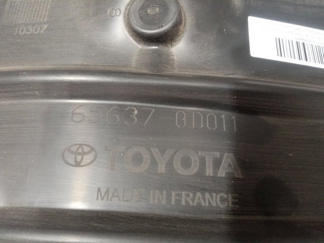 Купити 656370D011 Toyota Підкрилок заднього крила, правий
