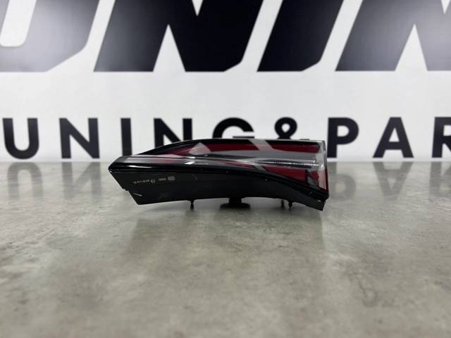 Стоп задній Tesla 107740200G ціна, від 66.10 USD