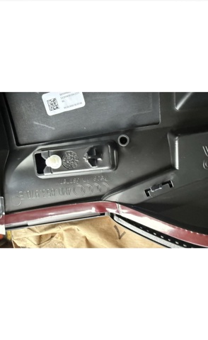 4M0853960EGRU VAG 