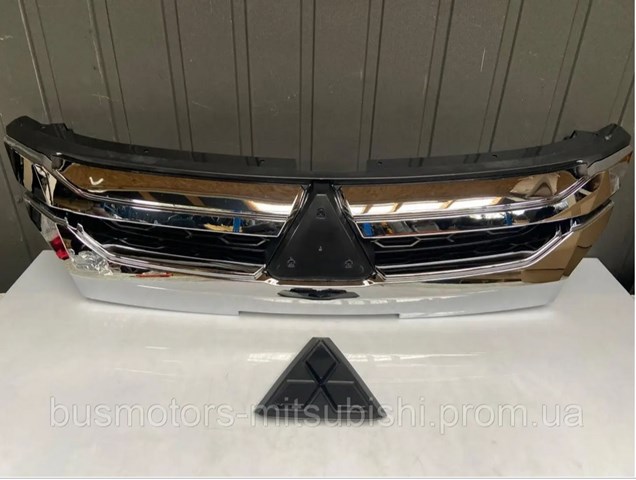 Решітка Mitsubishi 7450B288