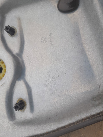 5M0839401B VAG 