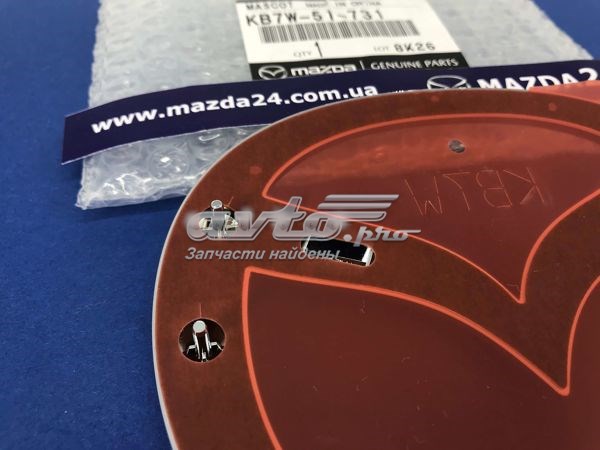 Емблема на кришку багажника, фірм.значок Mazda KB7W51731 ціна, від 6.33 USD