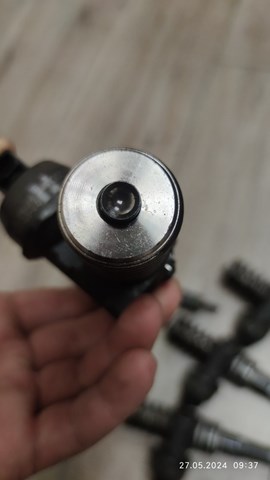 Купити 0414720310 Bosch Форсунка дизельна в зборі, розпилювач + тримач