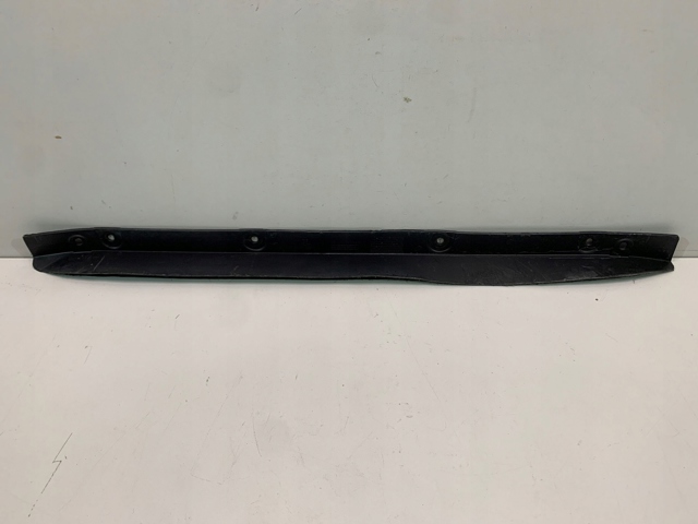 51118071012 BMW Захисна губа бампера переднього