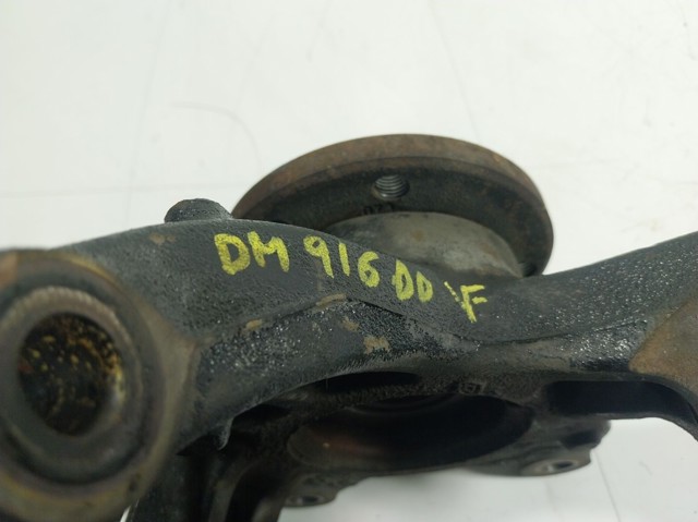 400146343R Renault (RVI) Цапфа передні праві
