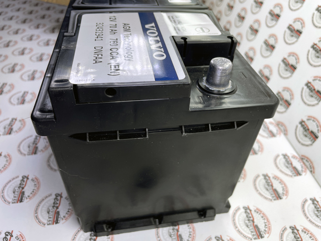Купити 32431941 Volvo Автомобільна батарея