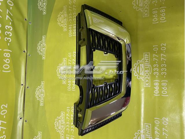 Облицювання радіатора Nissan/Infiniti 623106FL0C ціна, від 114.00 USD