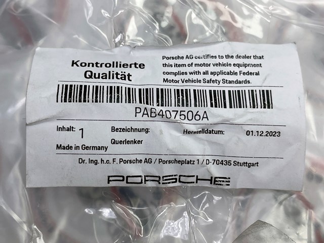 Важіль передньої підвіски верхній, правий PAB407506A Porsche