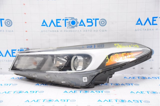 Фара права 92102B0700 Hyundai/Kia