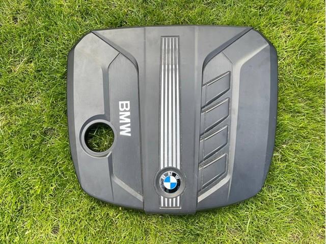 Кришка двигуна декоративна 13717802847 BMW