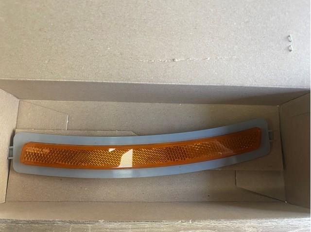 7355806 BMW 