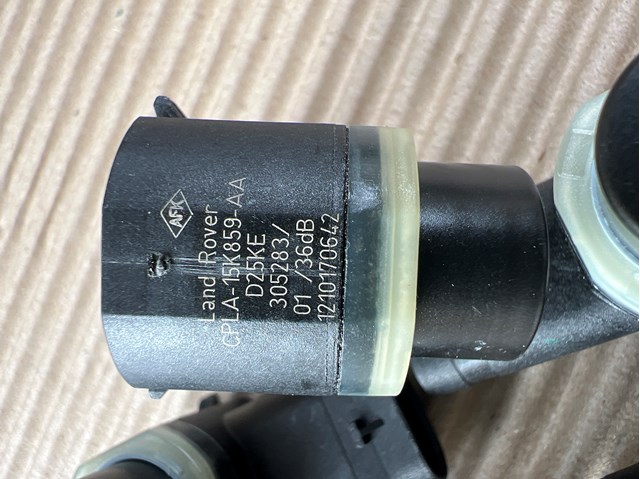  Land Rover CPLA15K859AA ціна, від 35.83 USD