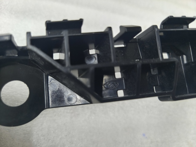 Купити 57707XC03A Subaru 