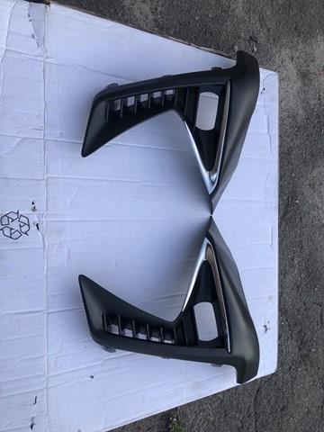 Накладка решітки радіатора нижня 5314178050 Toyota