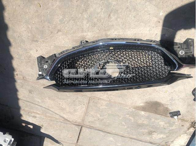 KB8B50710J Mazda Решітка радіатора