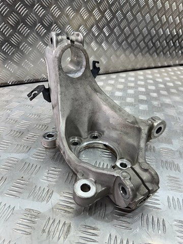 Купити 400146RA0A Nissan/Infiniti Цапфа передні праві