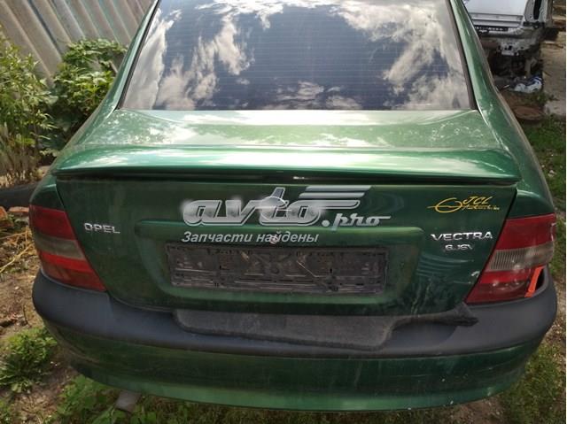  Кришка багажника Opel Vectra 