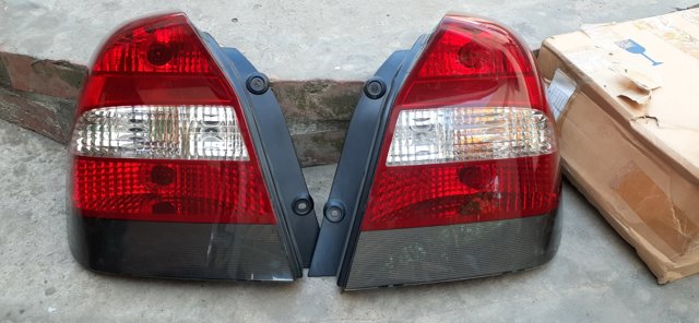 Задня права фара Daewoo Nubira 1