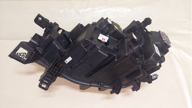 Фара правая VAG 11B941006A ціна, від 184.72 USD