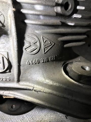 Редуктор передній 4460310020 Porsche