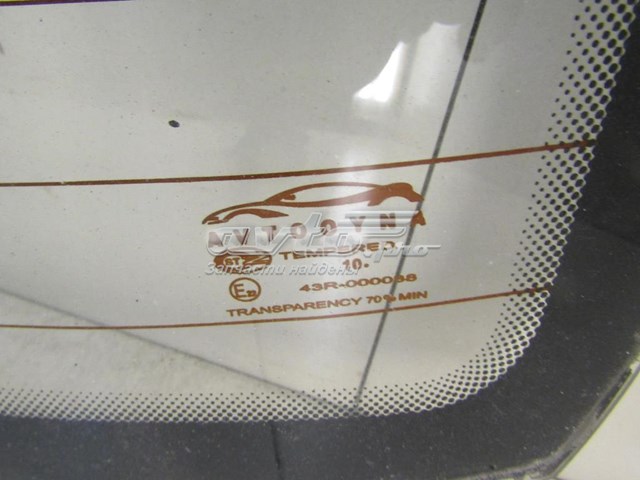 Купити 90197384 General Motors Скло заднє