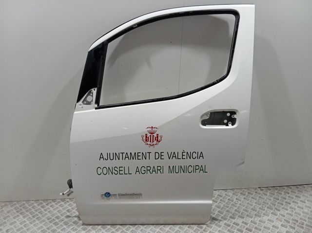 Водійські двері Nissan/Infiniti H01014FAMA
