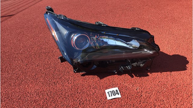 Фара права 8114078030 Toyota