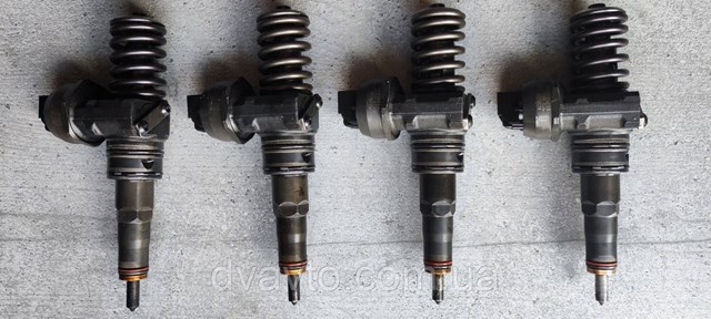 Форсунка паливна VAG 038130073S ціна, від 35.70 USD