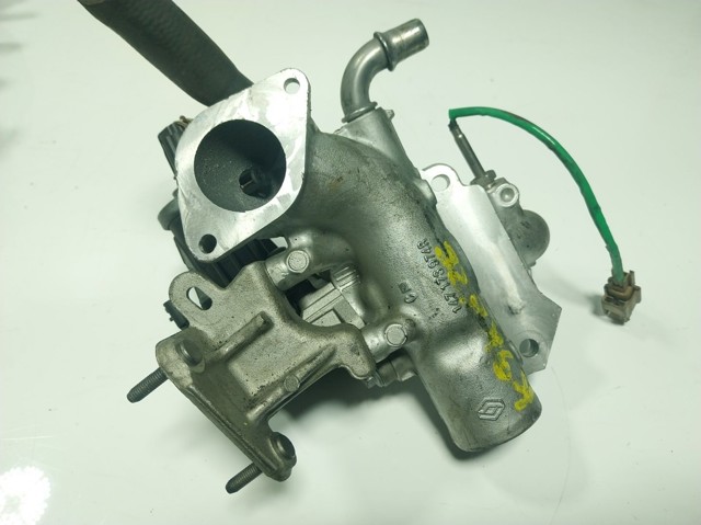 Купити H8201411538 Renault (RVI) 